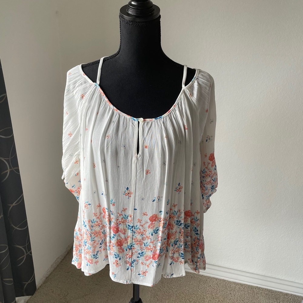 3/4 sleeve forever 21 cream flower top